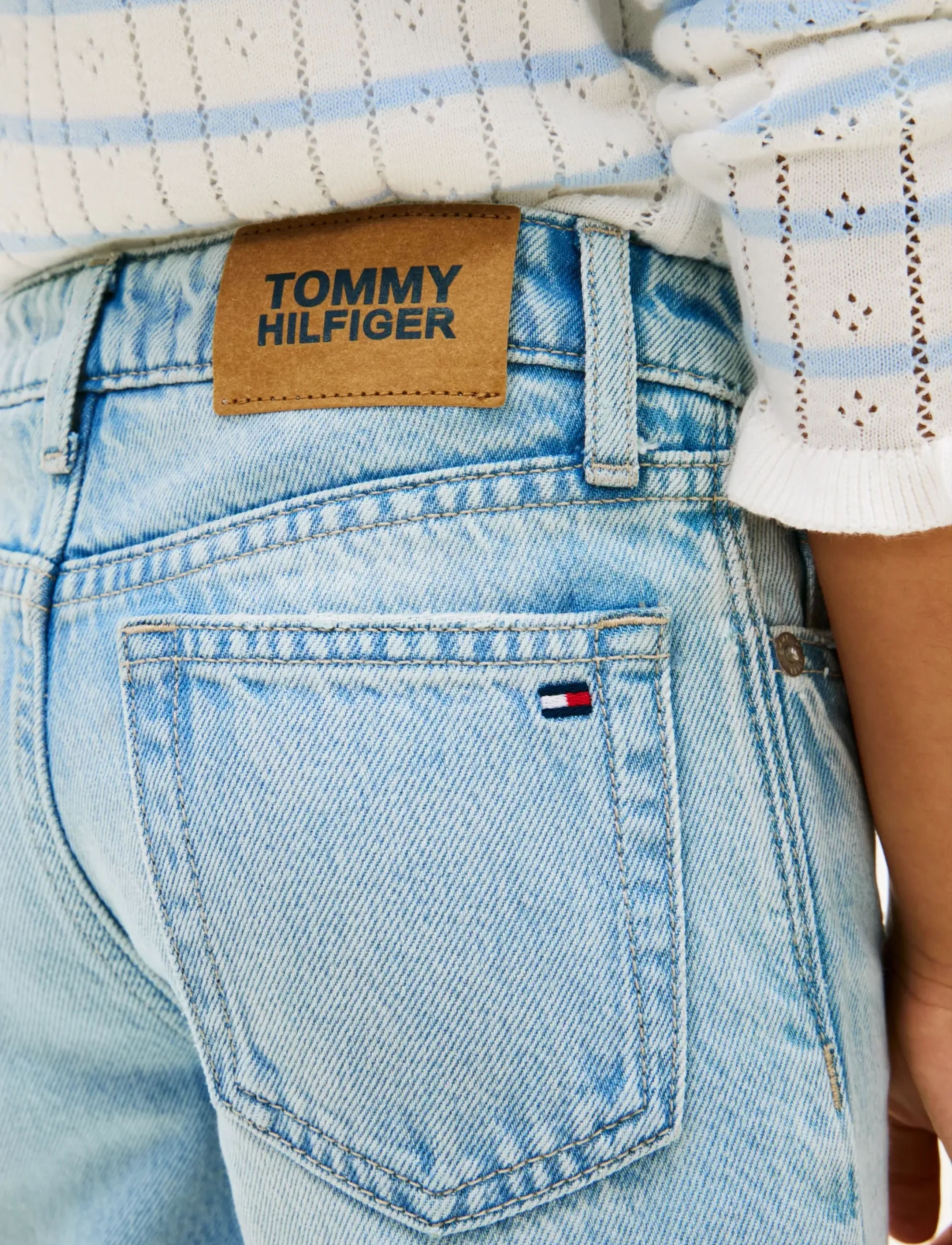 Tommy Hilfiger - FLARE LIGHT BLUE - bootcut jeans - lightused - 4