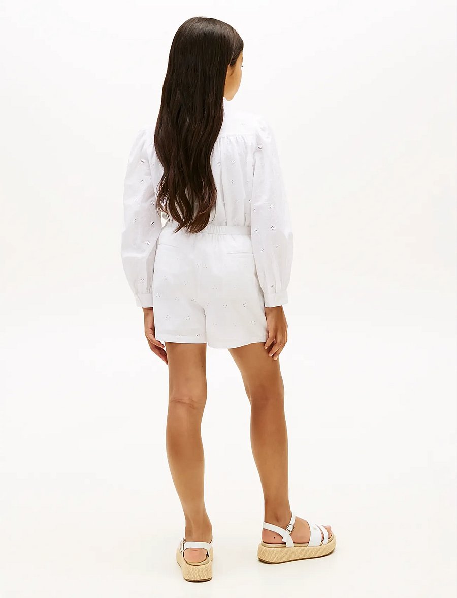 Tommy Hilfiger - BRODERIE ANGLAISE SHORT - casual shorts - white - 2