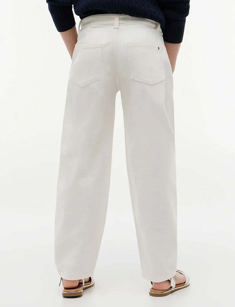 Tommy Hilfiger - BARREL PANTS - chinos - ancient white - 2