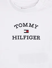 Tommy Hilfiger - BABY TH LOGO SHORT SET - sett med kortermede t-skjorter - white - 2
