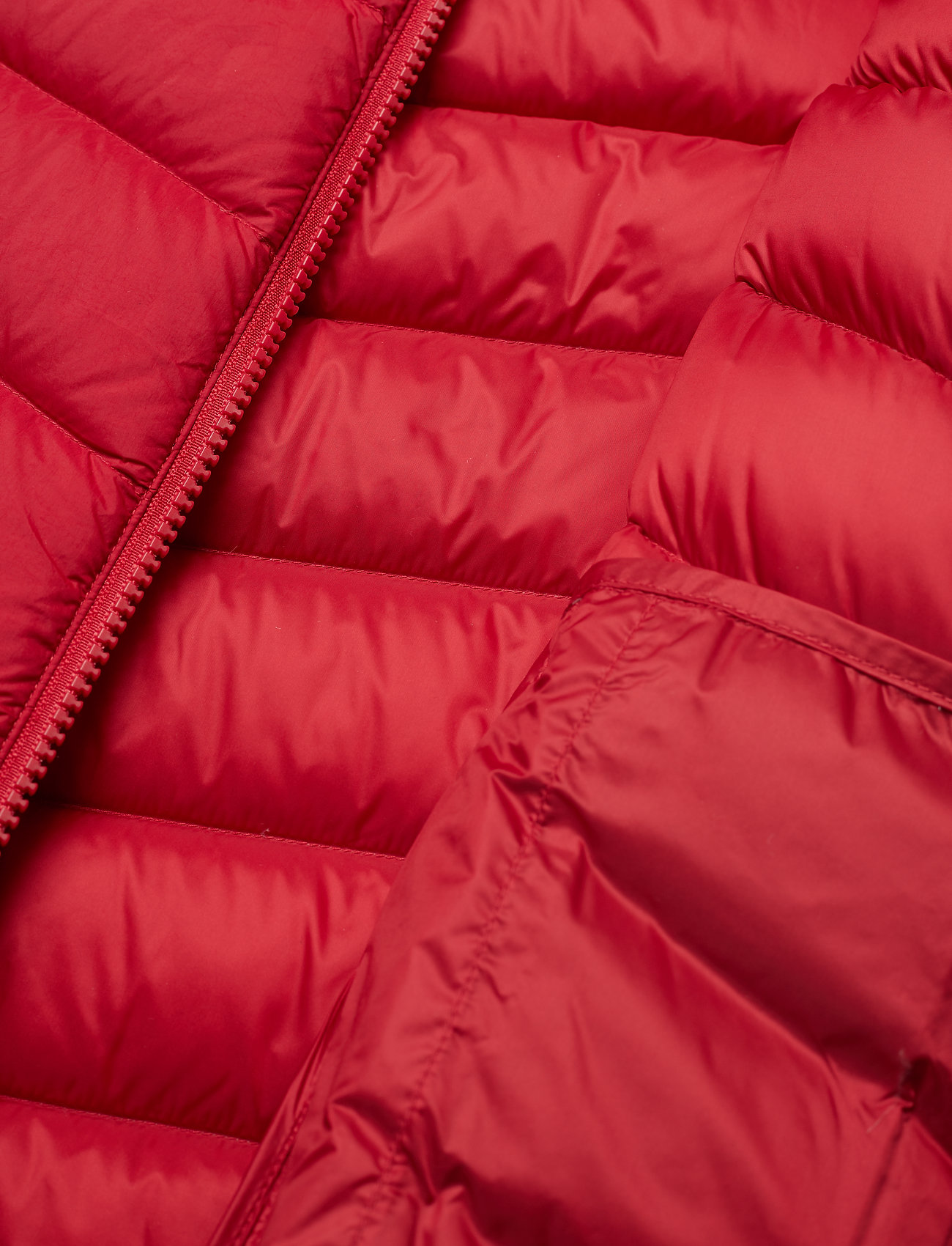 Tommy Hilfiger - U LIGHT DOWN VEST/GI - apple red - 5