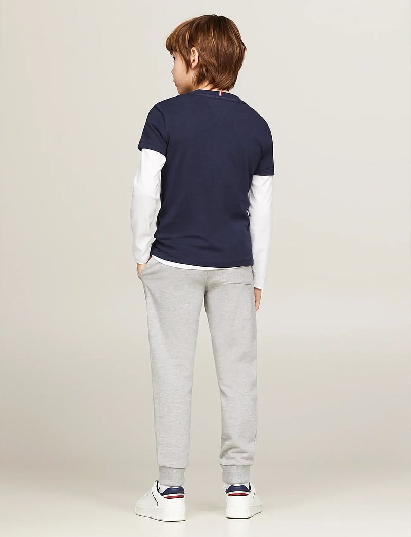 Tommy Hilfiger - ESSENTIAL TEE S/S - kortärmade t-shirts - twilight navy - 4