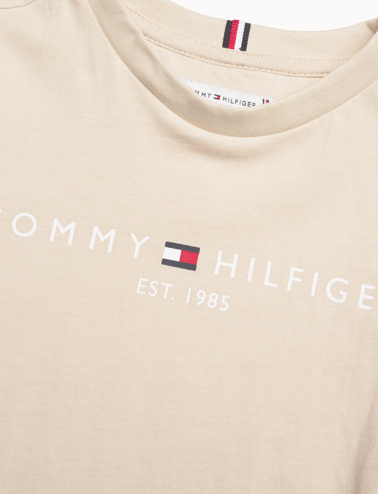 Tommy Hilfiger - U ESSENTIAL TEE S/S - kortærmede t-shirts - white clay - 1