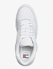 Tommy Hilfiger - TJM LEATHER OUTSOLE COLOR - matalavartiset tennarit - white - 3