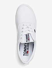 Tommy Hilfiger - WMN CLASSIC TOMMY JEANS SNEAKER - sportiska stila apavi ar pazeminātu potītes daļu - white - 3