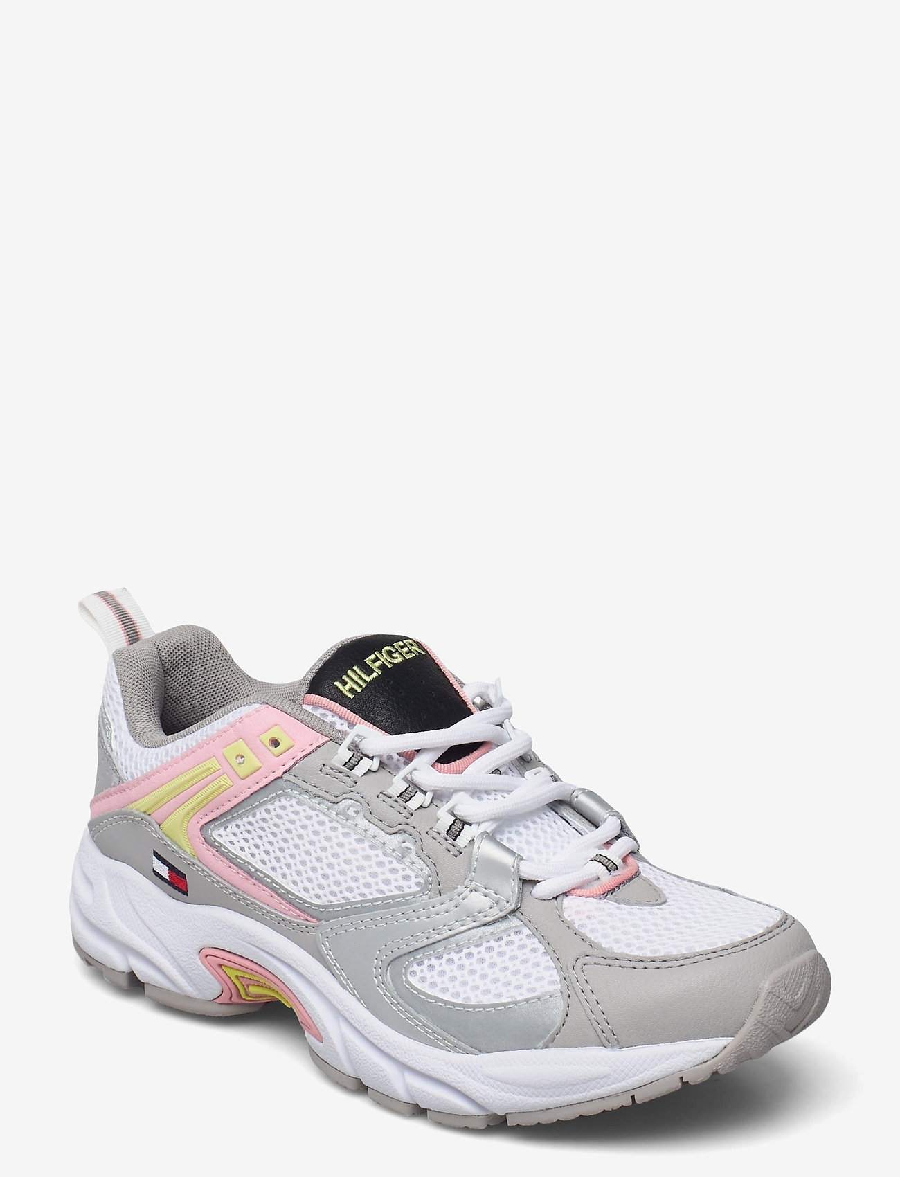 archive mesh runner sneaker