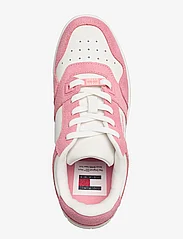 Tommy Hilfiger - TJW RETRO BASKET WASHED SUEDE - low top sneakers - tickled pink - 3