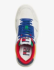Tommy Hilfiger - THE BROOKLYN ARCHIVE GAMES - niedrige sneakers - ivory - 3