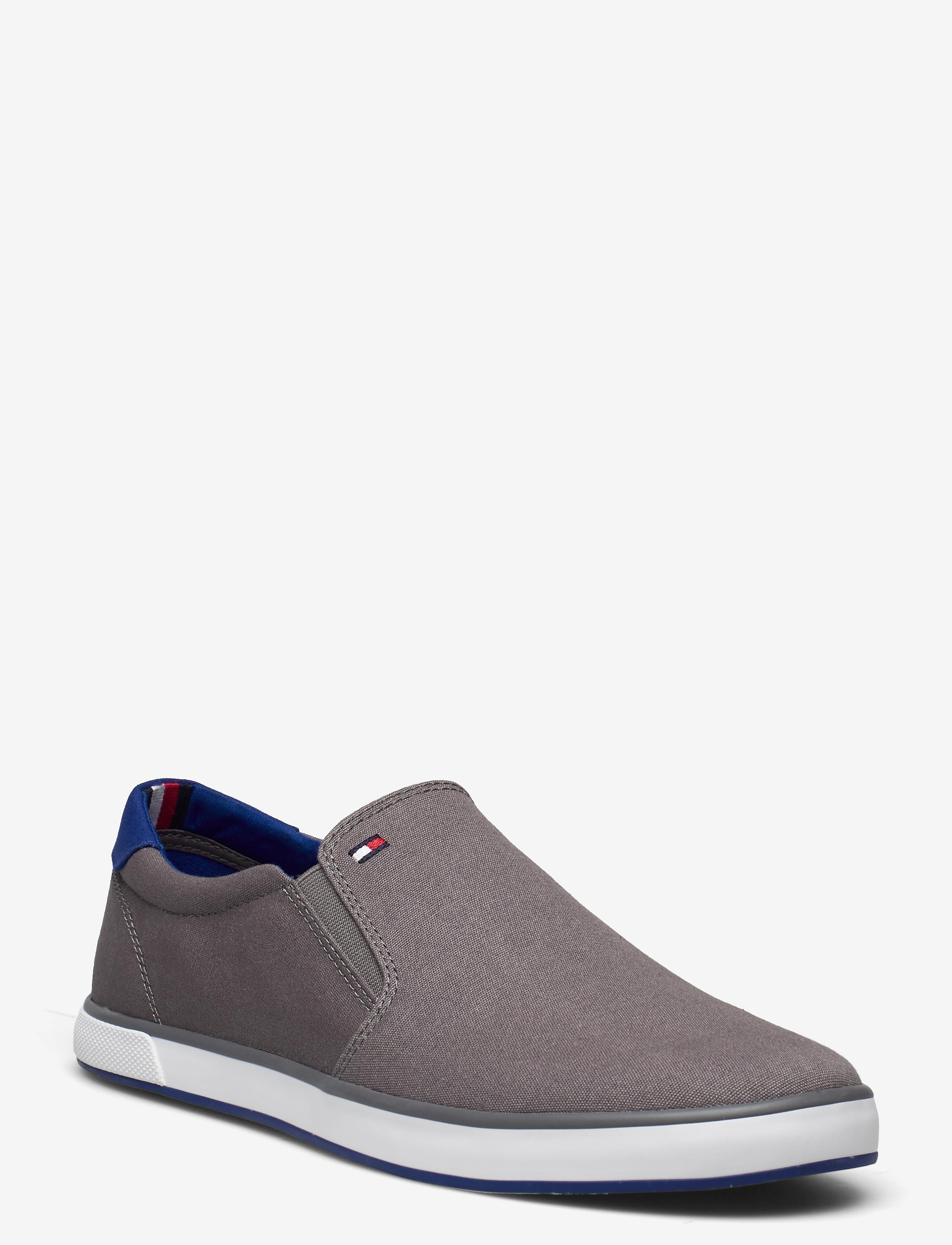 STEEL GREY