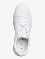Tommy Hilfiger - TH COURT LEATHER - låga sneakers - white - 3