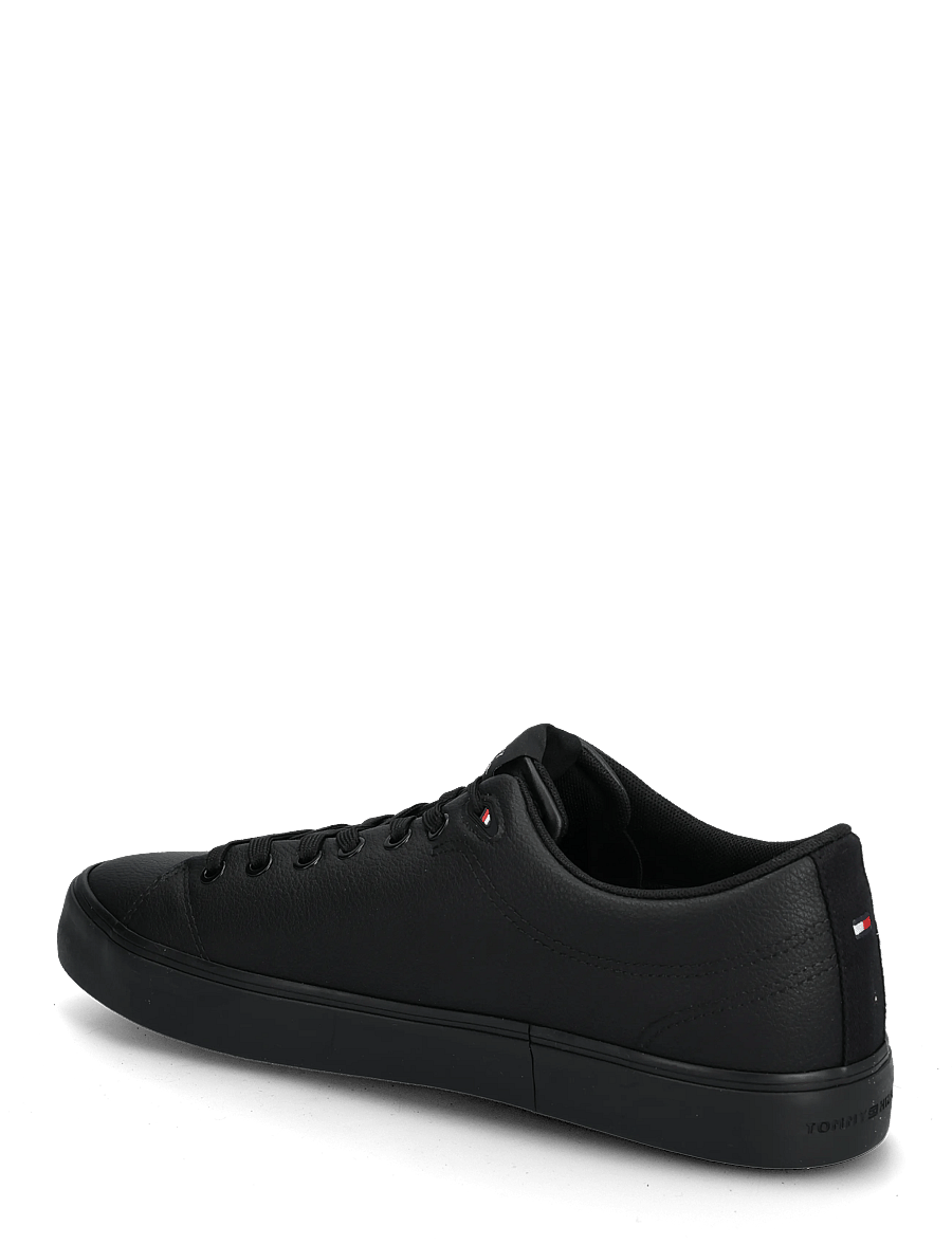Tommy Hilfiger - TH HI VULC CORE LOW LTH II ESS - madala säärega - triple black - 2