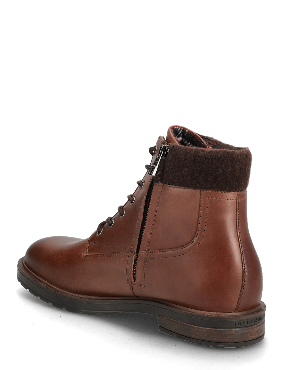 Tommy Hilfiger - CLEATED HILFIGER W LTH BOOT - winterstiefel - winter cognac - 2
