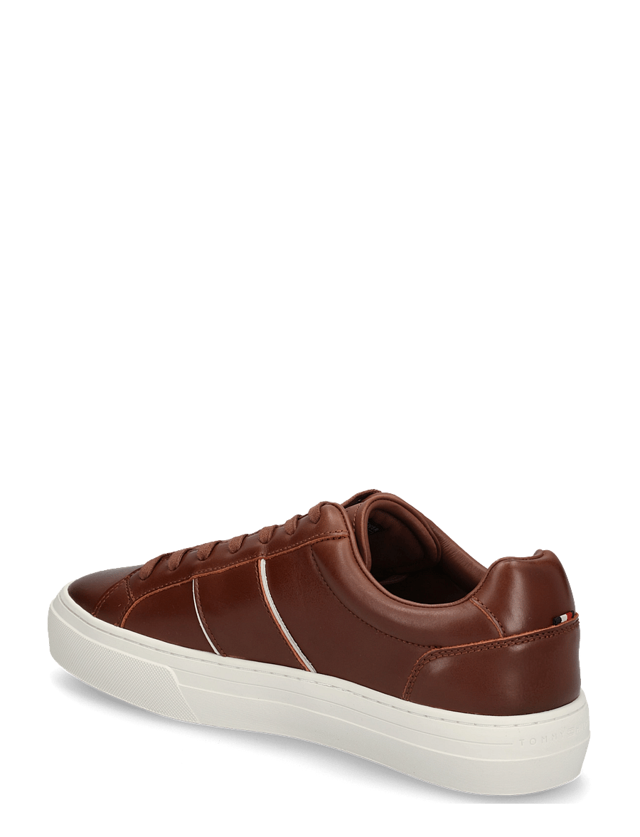 Tommy Hilfiger - DRESS CASUAL LEATHER SNEAKER - low-top sneaker - winter cognac - 1