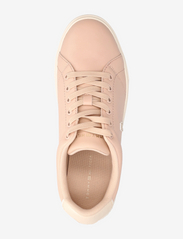 Tommy Hilfiger - ELEVATED ESSENTIAL COURT SNEAKER - låga sneakers - misty blush - 3
