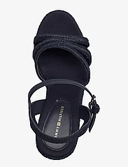 Tommy Hilfiger - ESSENTIAL BASIC WEDGE SANDAL - party wear at outlet prices - space blue - 3