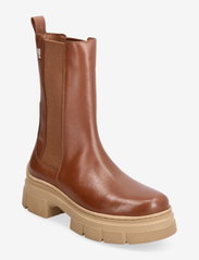 ESSENTIAL LEATHER CHELSEA BOOT - NATURAL COGNAC