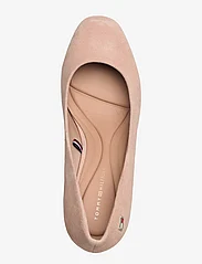 Tommy Hilfiger - TH SUEDE MID HEEL BLOCK PUMP - party wear at outlet prices - misty blush - 3