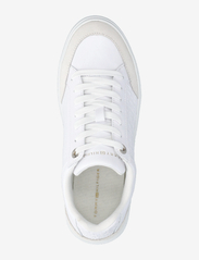 Tommy Hilfiger - COURT SNEAKER MONOGRAM - sportiska stila apavi ar pazeminātu potītes daļu - white - 3