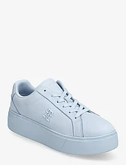 Tommy Hilfiger - PLATFORM COURT SNEAKER NUBUCK - low top sneakers - breezy blue - 0