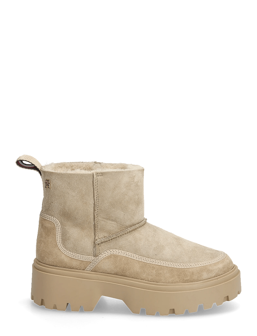 Tommy Hilfiger - REAL SHEARLING PULLON SNOWBOOT - flache stiefeletten - horseradish - 1