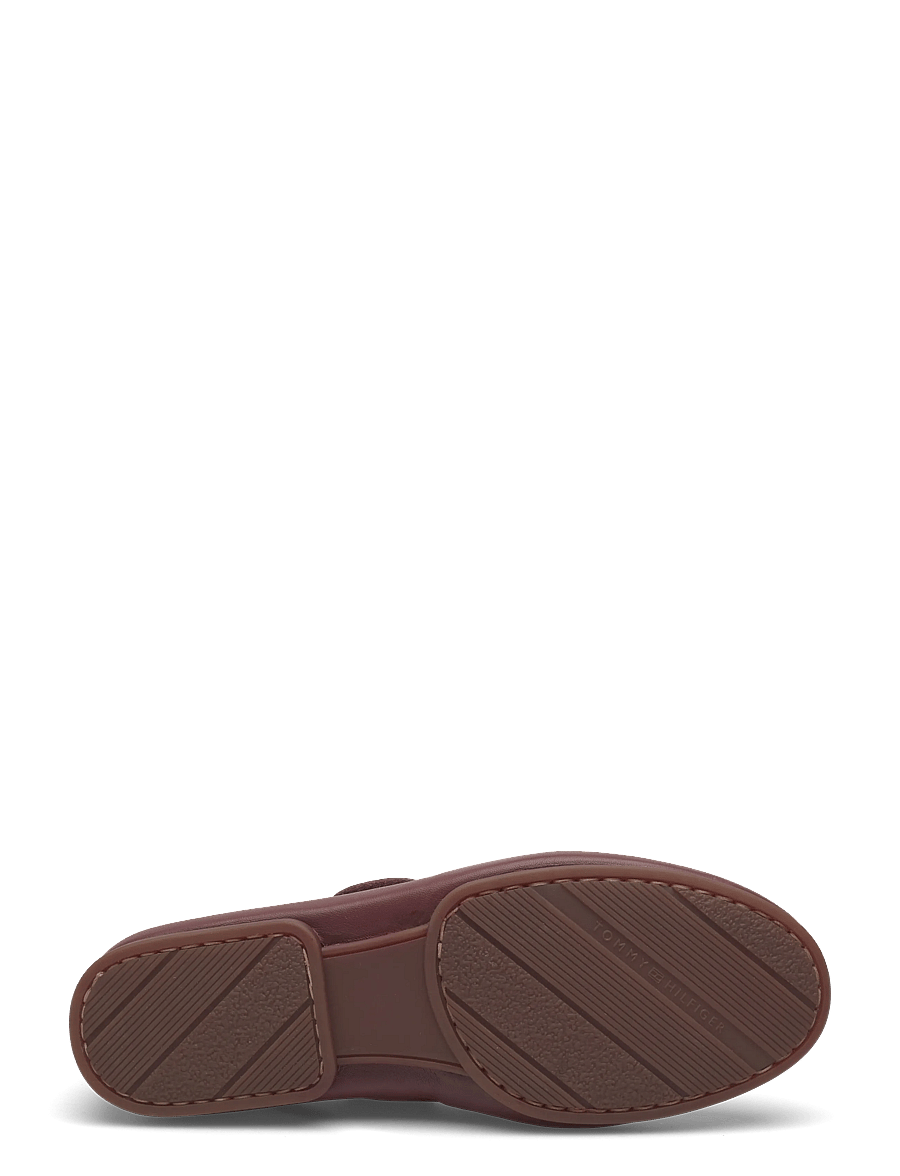 Tommy Hilfiger - TH SLEEK LEATHER BOAT SHOE - mokasinai - cherry chestnut - 4