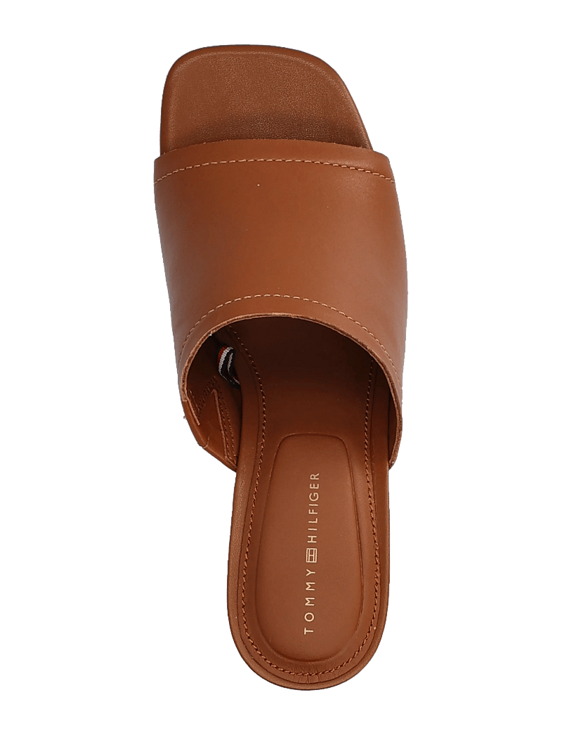 Tommy Hilfiger - TH BLOCK HEEL MULE LTH - mules med hæle - warm bronze - 3