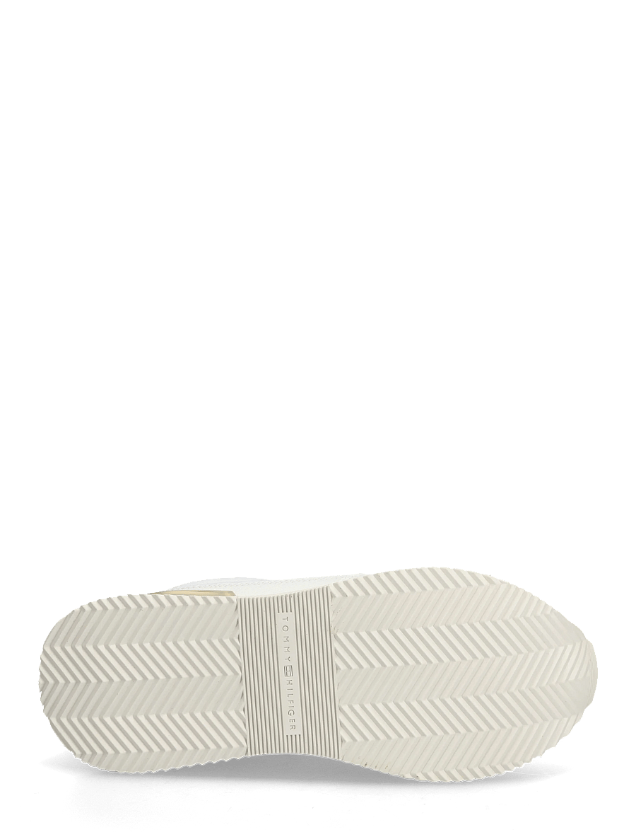 Tommy Hilfiger - TH CHIC MONOGRAM RUNNER - konfirmation - white ecru - 4