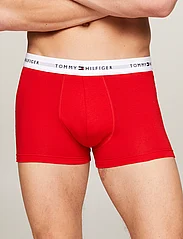 Tommy Hilfiger - 3P TRUNK - boxer briefs - fierce red/well water/anchor blue - 4