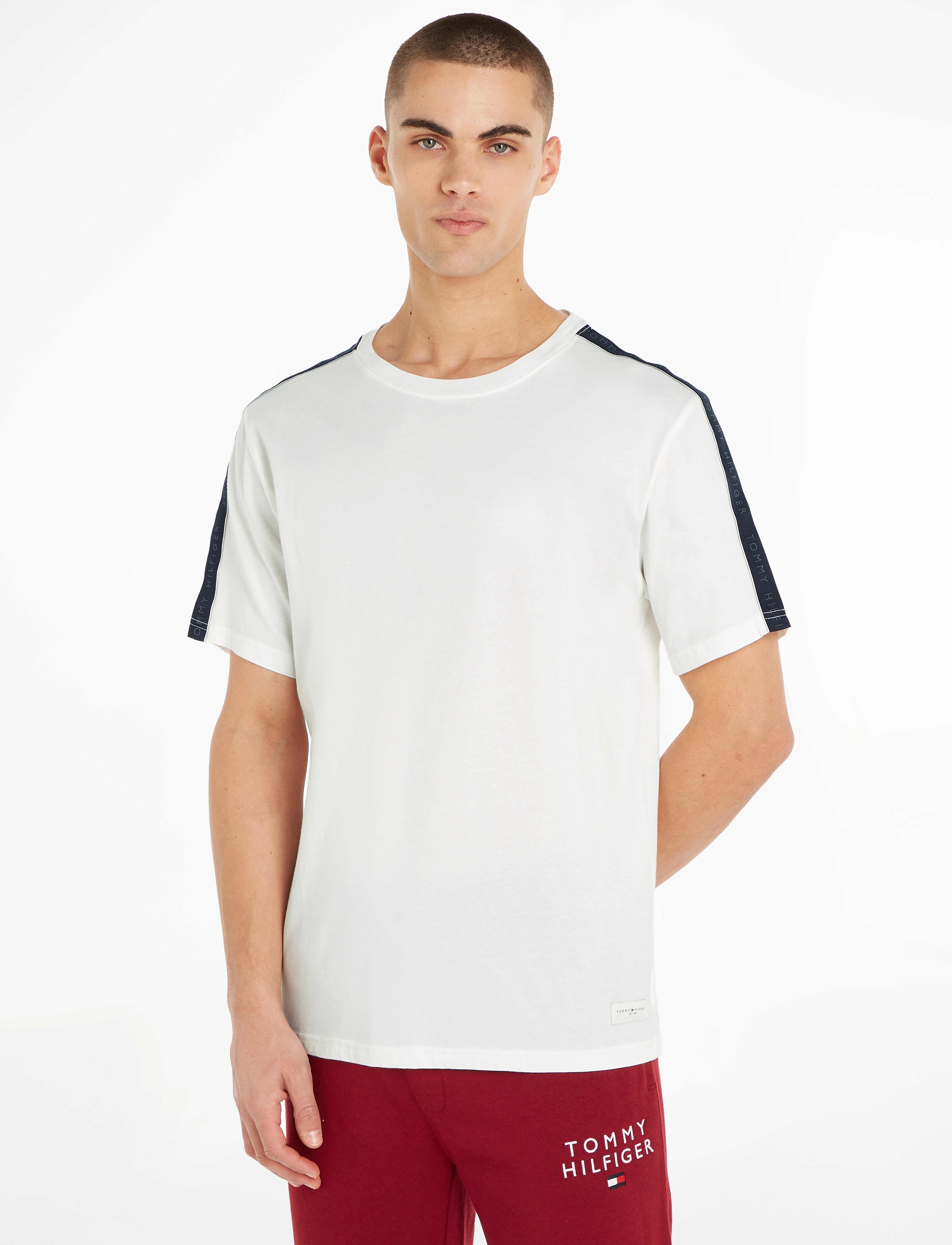 Ss Tee Logo