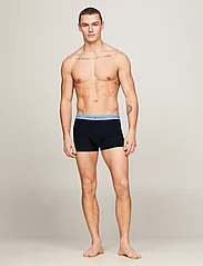 Tommy Hilfiger - 5P TRUNK WB - boxer briefs - red/well water/white/hunter/des sky - 5