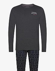 Tommy Hilfiger - LS PRINT PJ JERSEY SELF FAB WB - nattøj sæt - dark gry ht/ logo pinstripe dst sky - 0