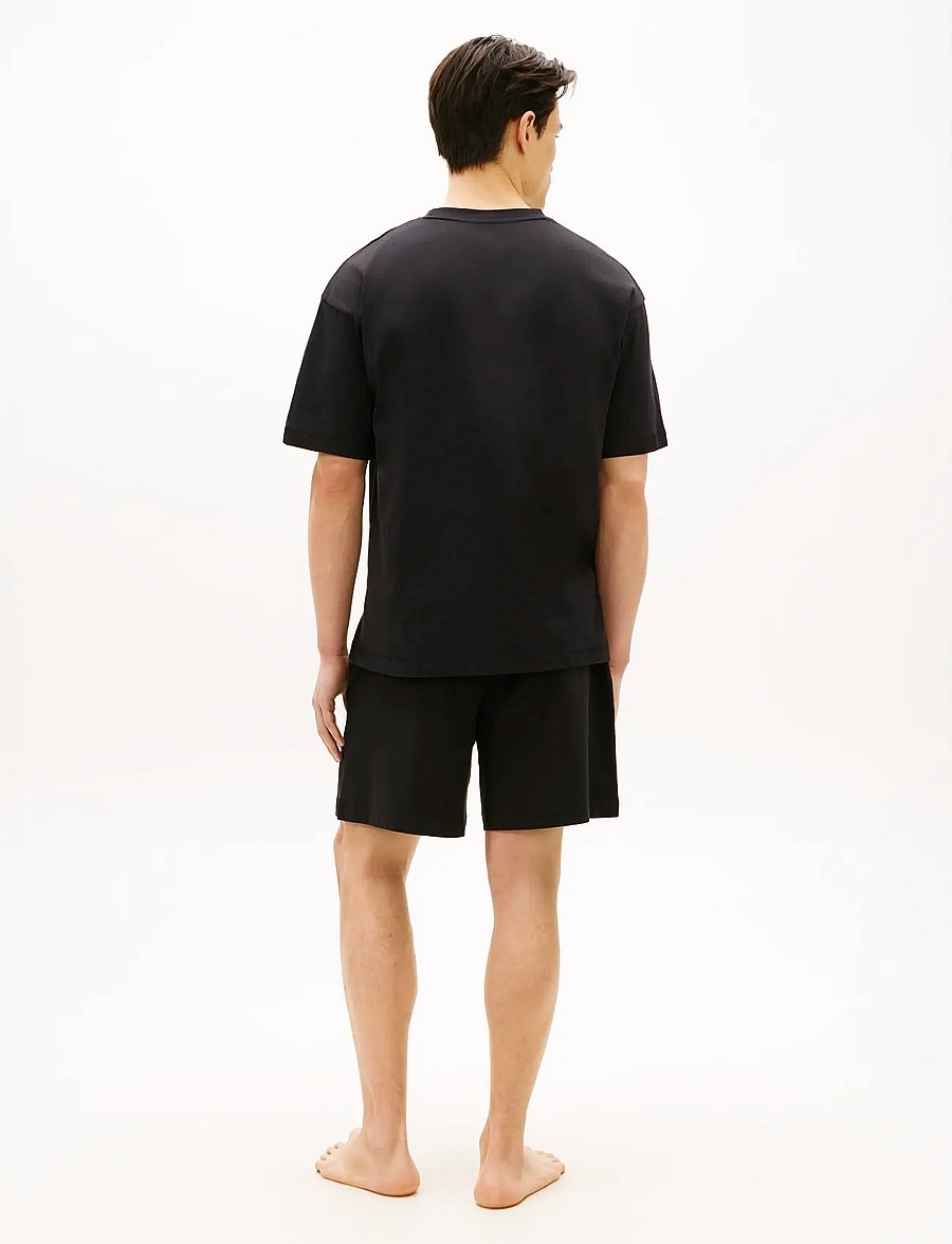 Tommy Hilfiger - SS LOGO TEE - short-sleeved t-shirts - black - 2