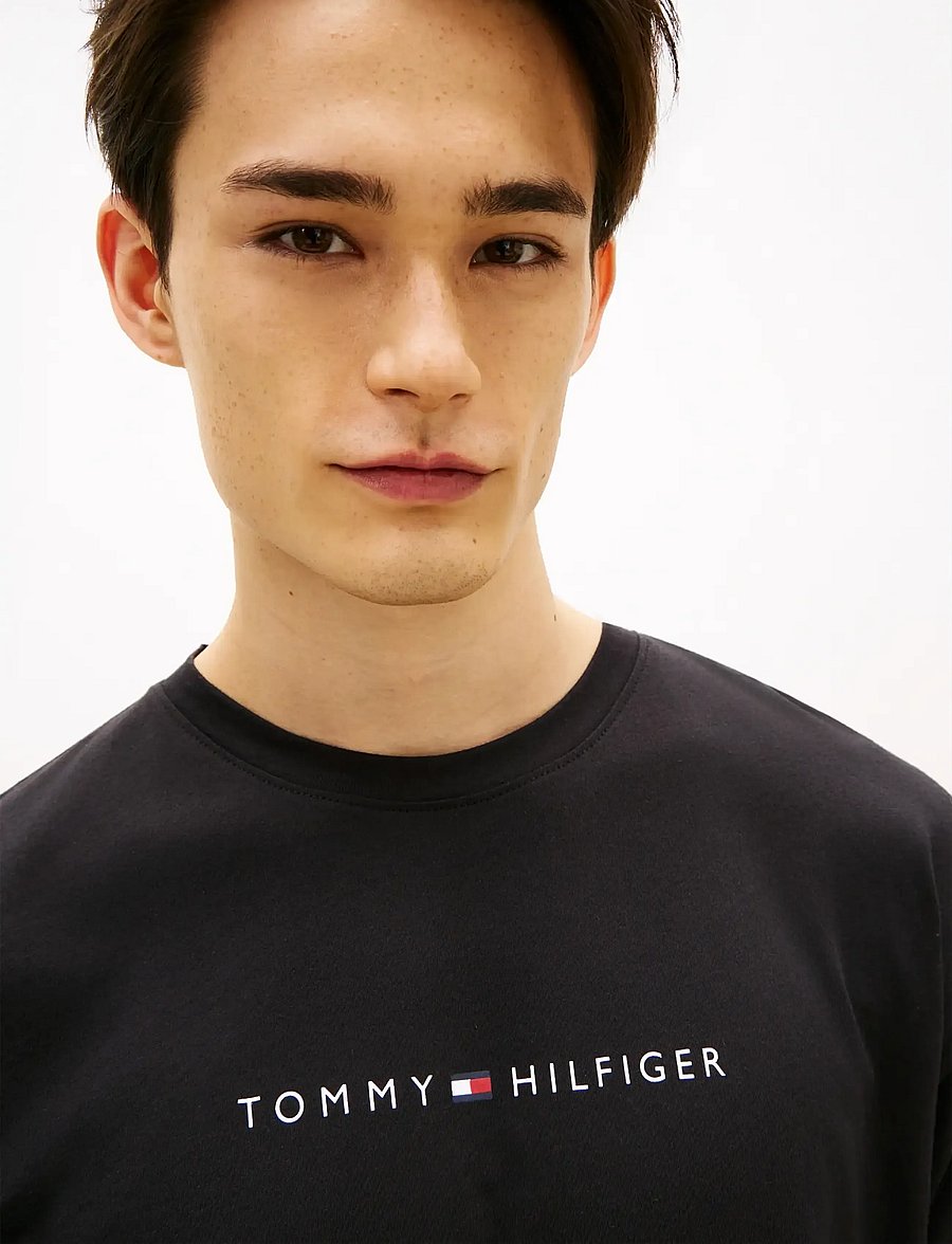 Tommy Hilfiger - SS LOGO TEE - short-sleeved t-shirts - black - 4