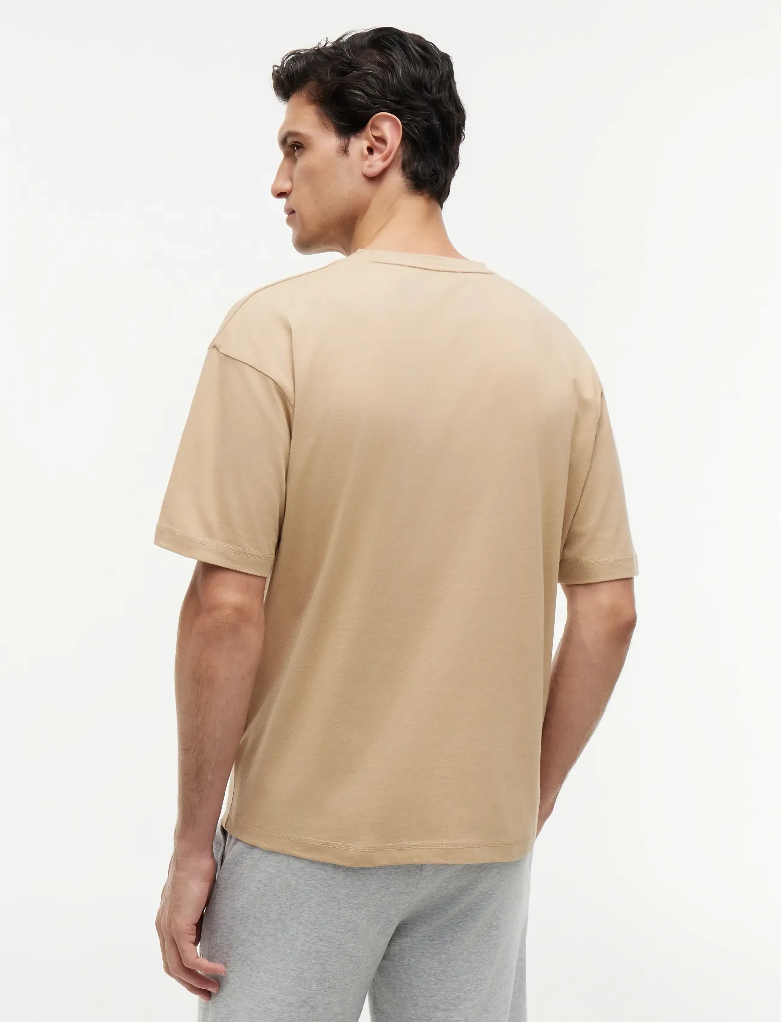 Tommy Hilfiger - SS LOGO TEE - kurzärmelig - desert - 2