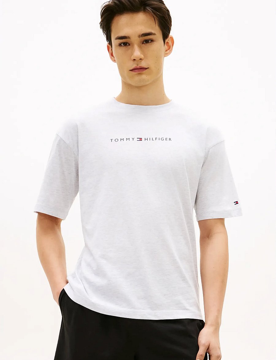 Tommy Hilfiger - SS LOGO TEE - kurzärmelige t-shirts - ice grey heather - 0