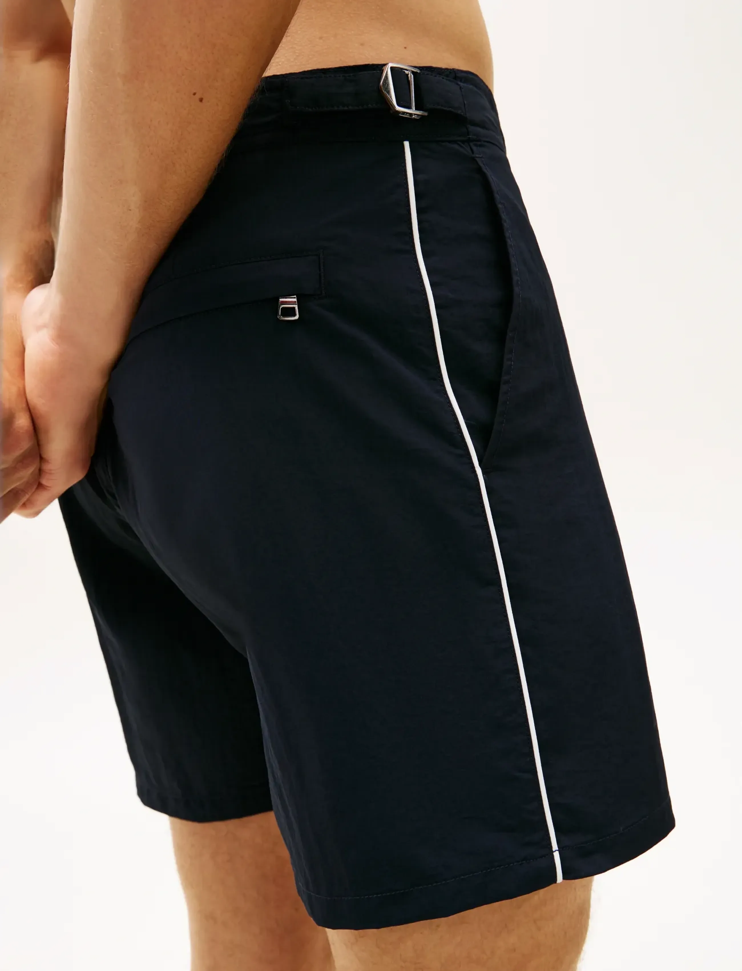 Tommy Hilfiger - TAILORED SHORT  w piping - casual shorts - desert sky - 4