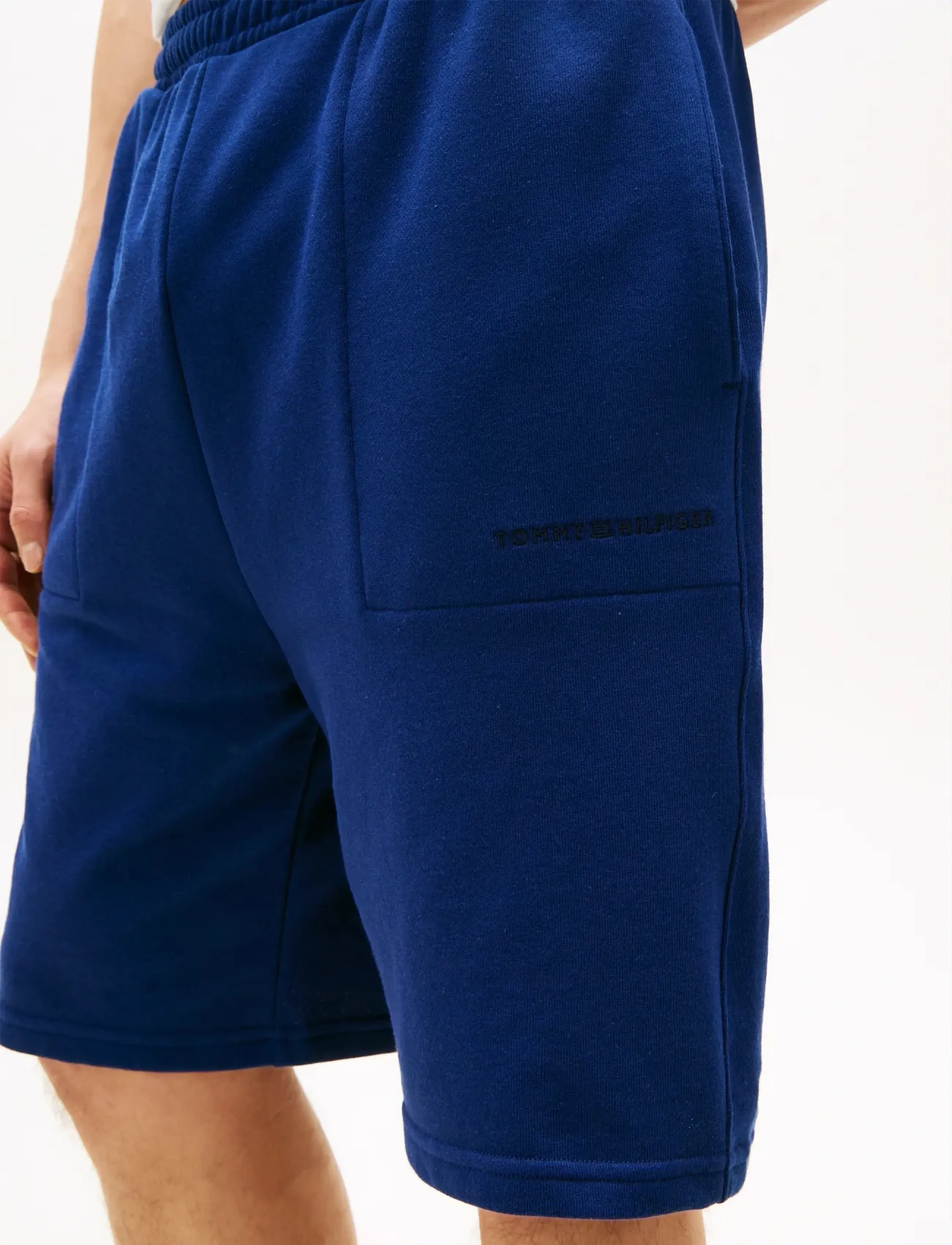 Tommy Hilfiger - TRACK SHORT - sweatshorts - preppy navy - 4