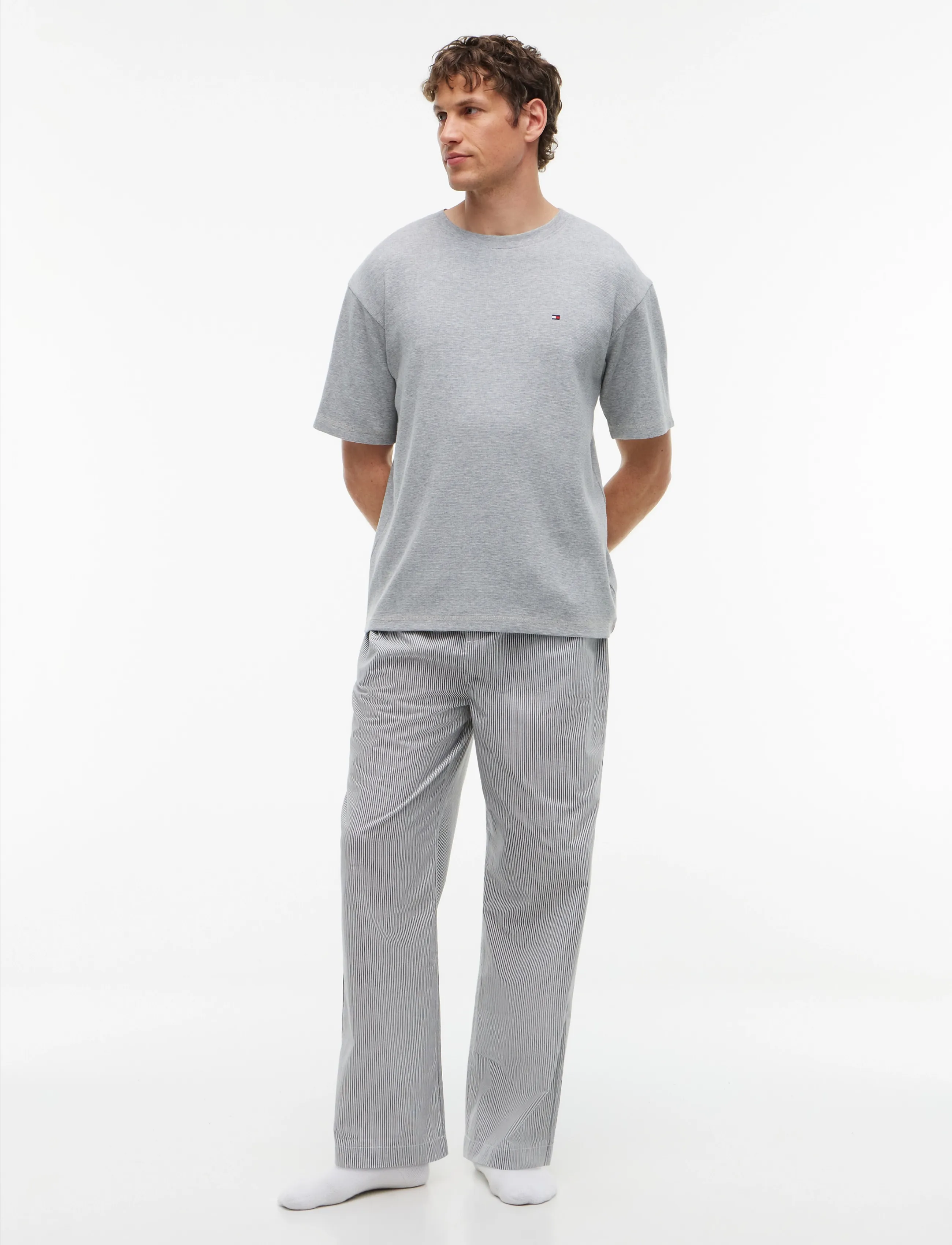 Tommy Hilfiger - WAFFLE SS TEE - kortærmede t-shirts - light grey heather - 4