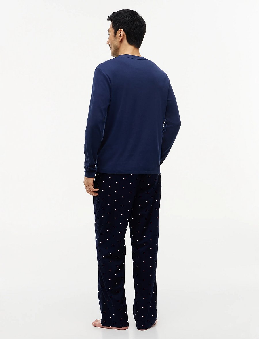 Tommy Hilfiger - LS WOVEN SET PRINT - pyjamasset - carbon navy carbon navy flag aop - 5