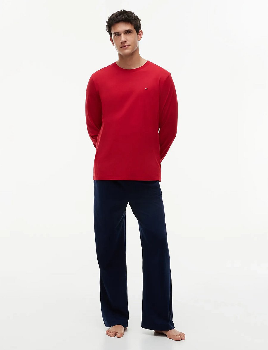 Tommy Hilfiger - LS JERSEY SET SOLID - pidžaamasärgid - medium red carbon navy - 2