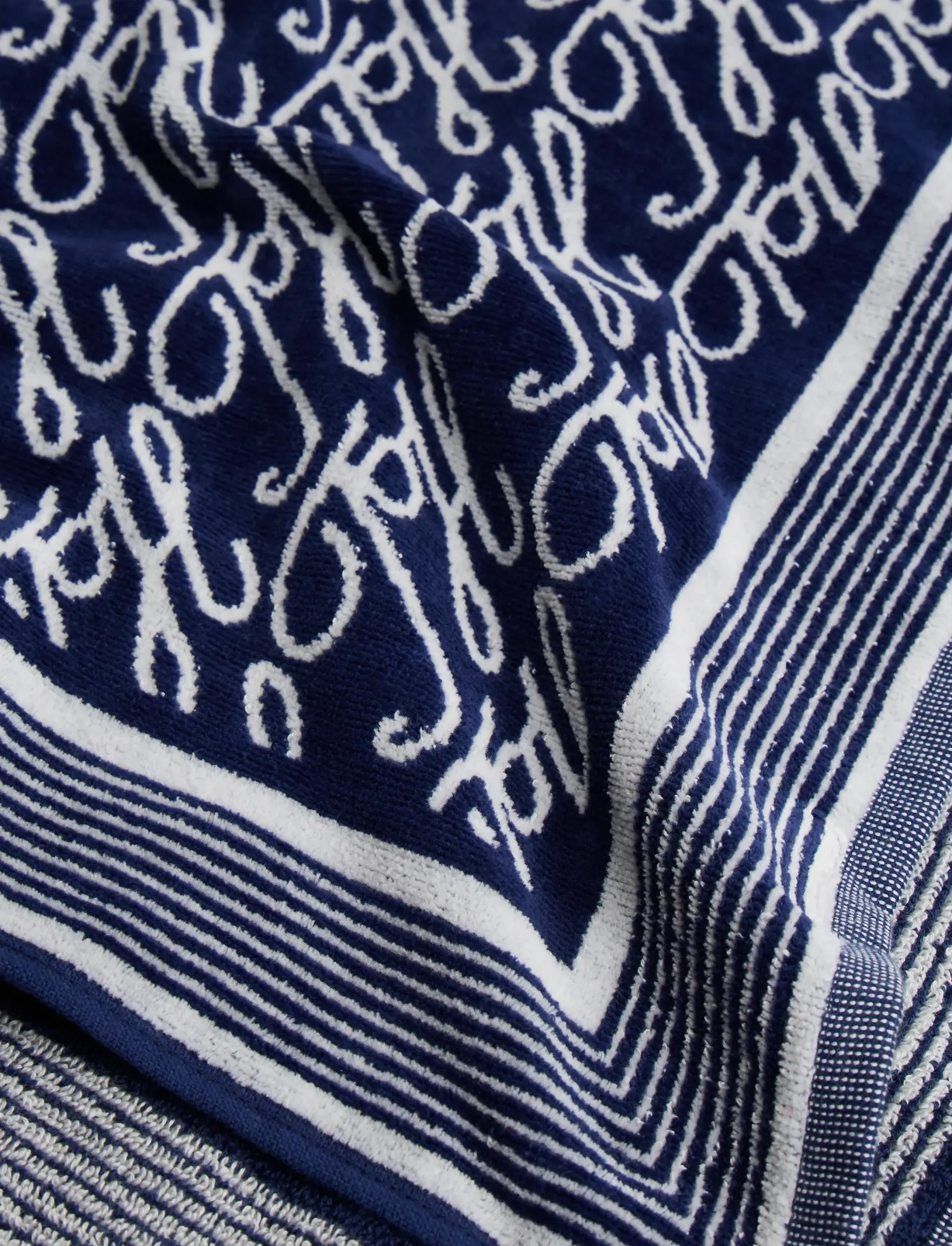 Tommy Hilfiger - SCRIPT TOWEL - badkamertextiel - th script preppy navy - 2