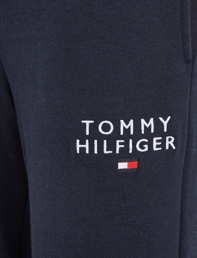 Tommy Hilfiger - TRACK PANTS - alltags-style - desert sky - 4
