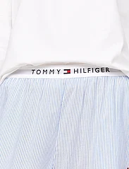 Tommy Hilfiger - LS PJ SET WOVEN - födelsedagspresenter - white / ithaca stripe blue spell - 7