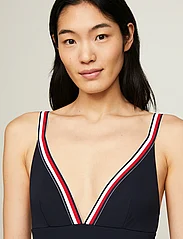 Tommy Hilfiger - TRIANGLE ONE PIECE RP - badedragter - desert sky - 3