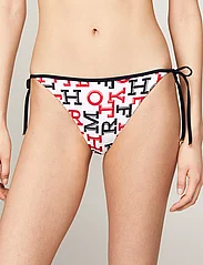 Tommy Hilfiger - CHEEKY STRING SIDE TIE PRINT - side tie bikinis - spell out red / desert sky - 0