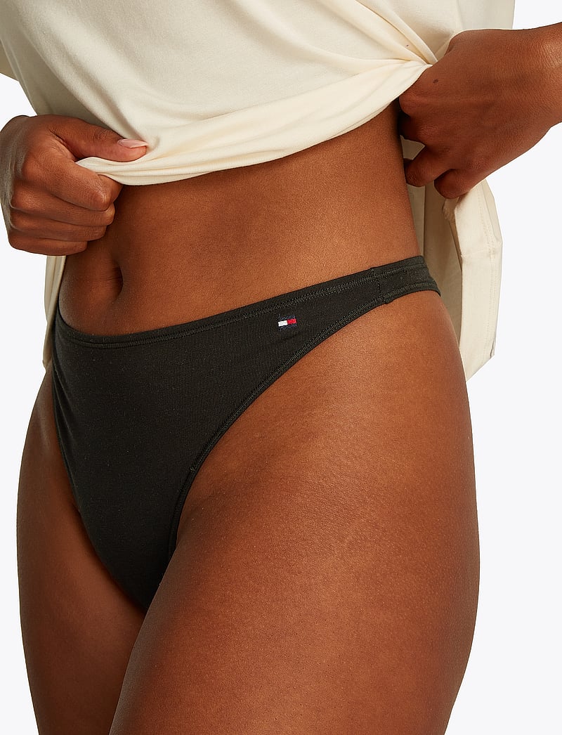 Tommy Hilfiger - 3 PACK DIPPED THONG (EXT SIZE) - black/ black rib/ black - 0