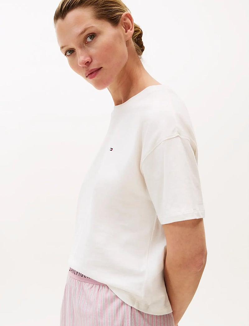 Tommy Hilfiger - SS PRT PJ SHORT SET (EXT. SIZE) - pyjamas - ivory sile stp mystic orchid - 4