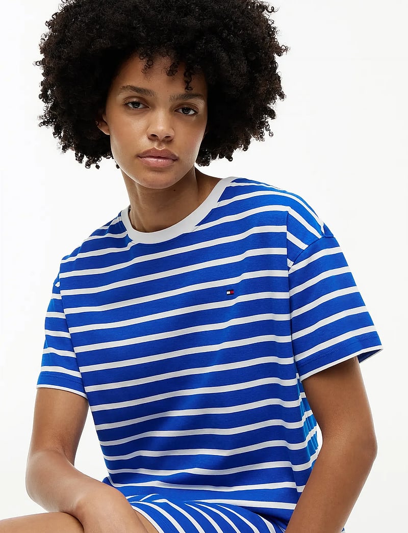 Tommy Hilfiger - STRIPE SS T-SHIRT DRESS - Öösärgid - blue orbit breton stripe - 2