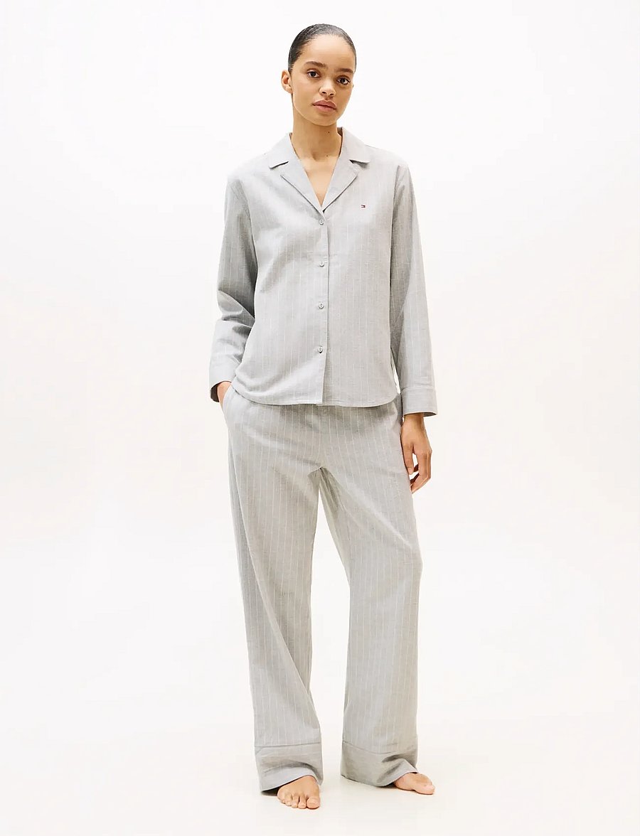 Tommy Hilfiger - LS STRIPE FLNL SHIRT PJ SET - thin stripe light grey - 0