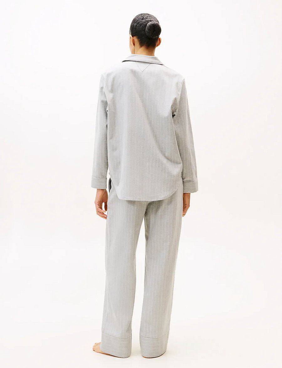 Tommy Hilfiger - LS STRIPE FLNL SHIRT PJ SET - thin stripe light grey - 5
